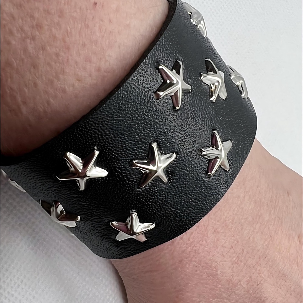 LAST 1! Faux Black Leather Adjustable Snap Cuff with Silver Star Studs! - Picture 3 of 3